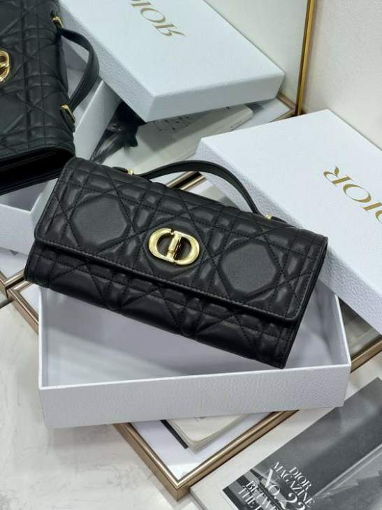 Picture of Dior Handbags _SKUfw239313296fw